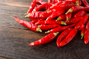 激辛ブームが起こる要因は景気が関係している?【第1次激辛ブーム〜第4次激辛ブームまで徹底解説】